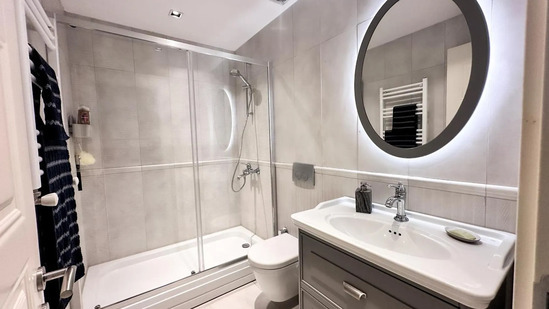 Apartment Calma Cihangir Istanbul Turkey